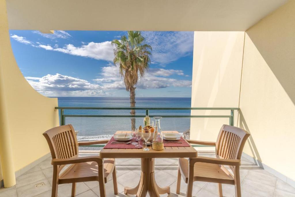 Tranquil Beachside Stay - Atlantic Gardens Beach Funchal  Exterior photo