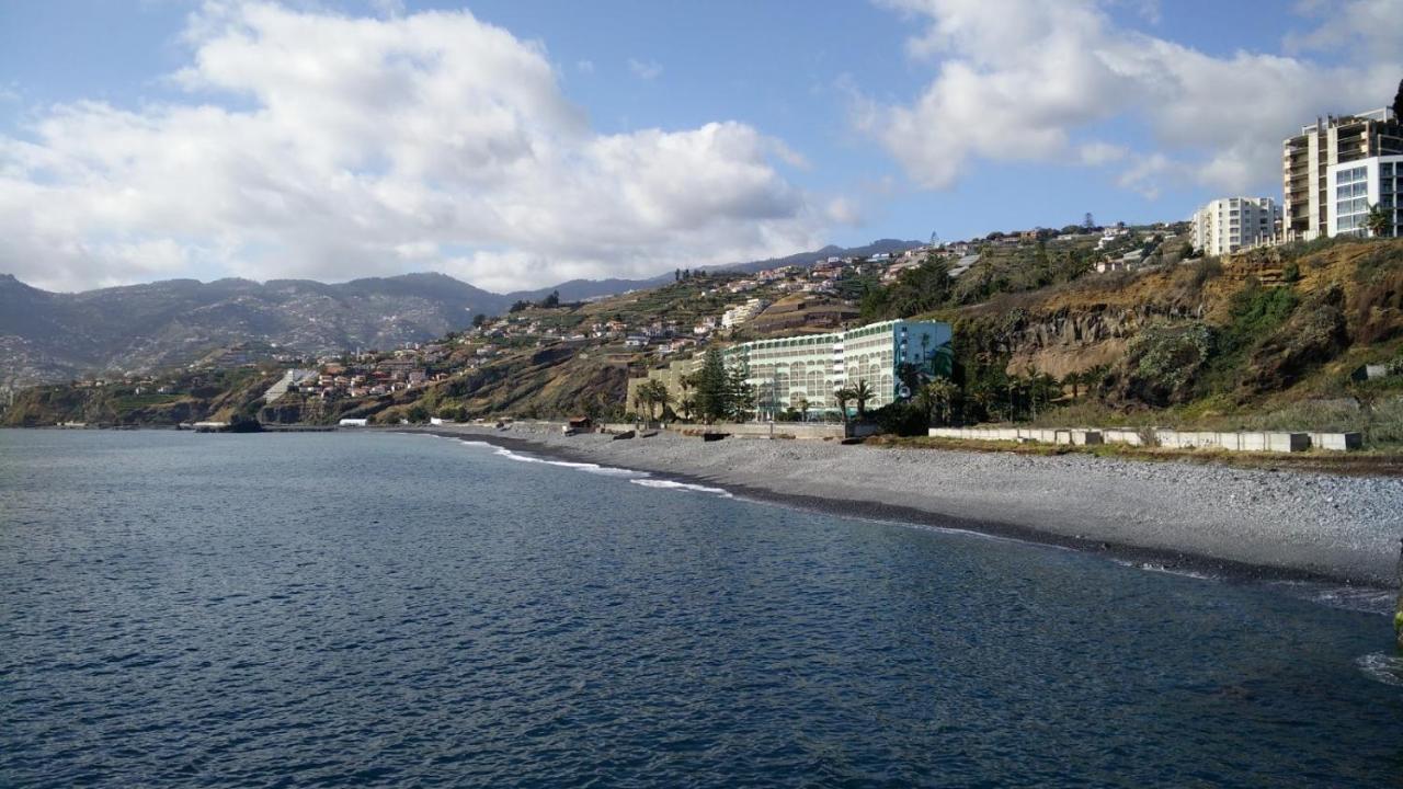 Tranquil Beachside Stay - Atlantic Gardens Beach Funchal  Exterior photo