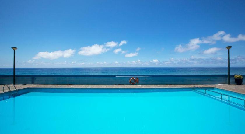 Tranquil Beachside Stay - Atlantic Gardens Beach Funchal  Exterior photo